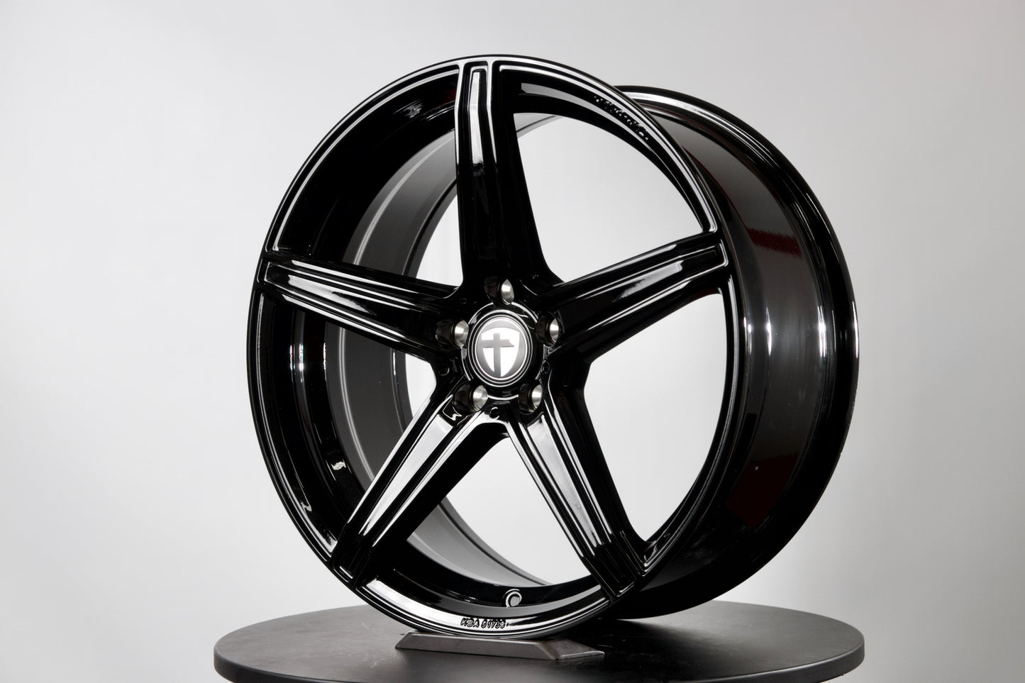 Tomason BMW serie F e altre 5x120 19 8.5ET35