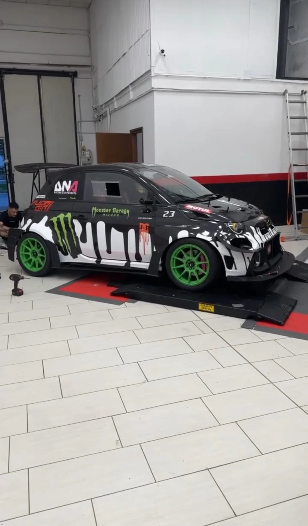Kit vetri policarbonato e pannelli pista alleggeriti Abarth 500/595/695