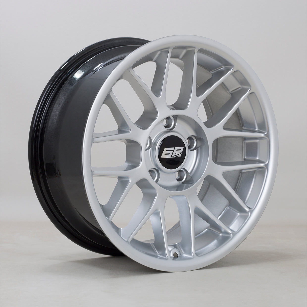 Rota DTM 17x8" 5x120 ET25, Hyper Silver