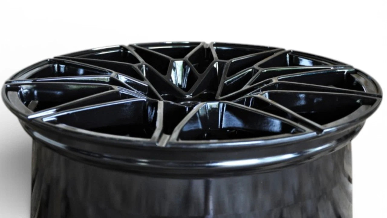 4 CERCHI IN LEGA 18 BMW 5X112 STYLE 826 M G20 G21 G30 G31 G11 8J ET25 9J ET40