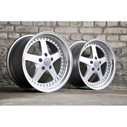 4 CERCHI IN LEGA 18 5X120 BMW E36 E46 E90 E91 E93 F30 F32 F34 8.5 ET30 9.5 ET35