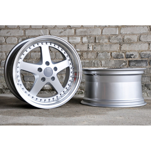 4 CERCHI IN LEGA 18 5X120 BMW E36 E46 E90 E91 E93 F30 F32 F34 8.5 ET30 9.5 ET35