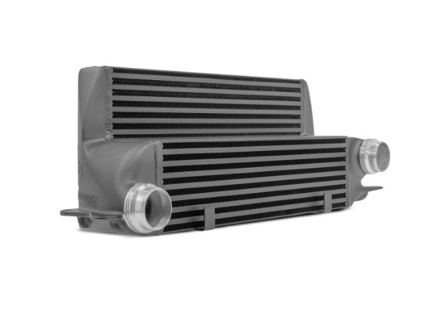 intercooler maggiorato WAGNER TUNING BMW E60 E61 E63 E64 525D 530D 535D 635D