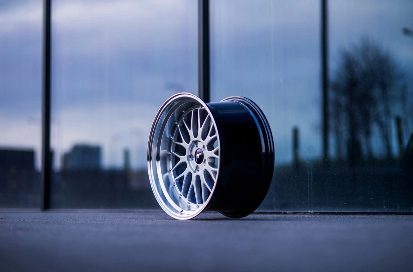 4 CERCHI IN LEGA 20 JAPAN RACING JR23 5X120 BMW F11 F10 F12 F13 F32 F33 F36 8.5J ET20 9.5J ET25