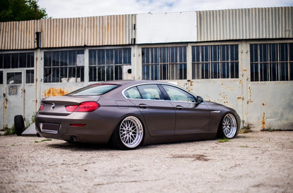 4 CERCHI IN LEGA 20 JAPAN RACING JR23 5X120 BMW F11 F10 F12 F13 F32 F33 F36 8.5J ET20 9.5J ET25